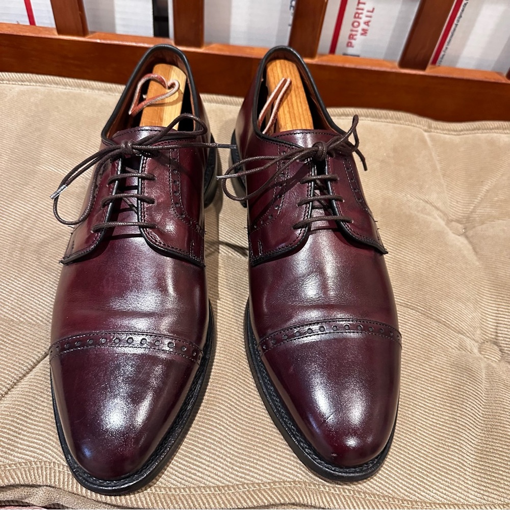 Allen Edmonds Burgundy Leather Cap-Toe Derbys - Picture 3 of 15